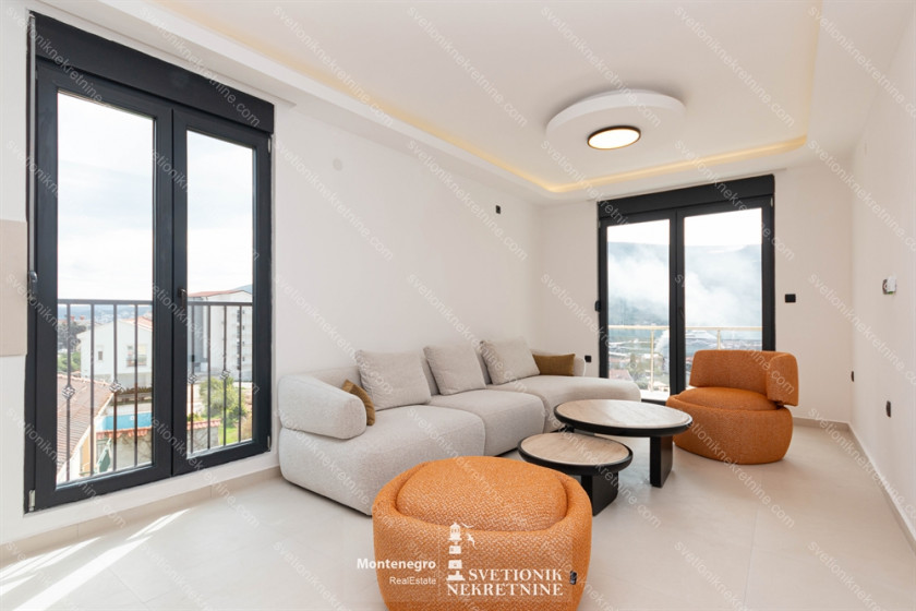 Apartment For Sale, Đenovići