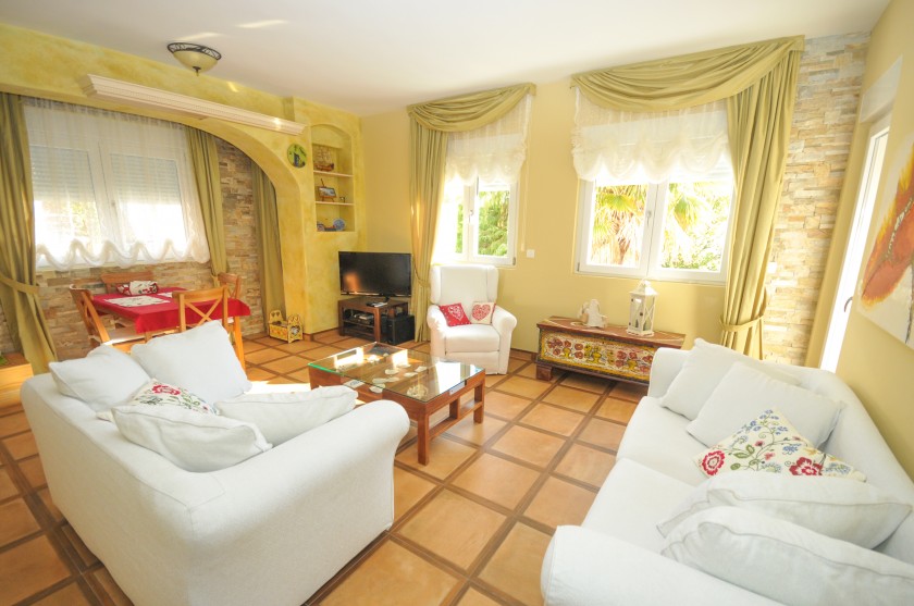 Two-room apartment for rent, private parking, Budva, center