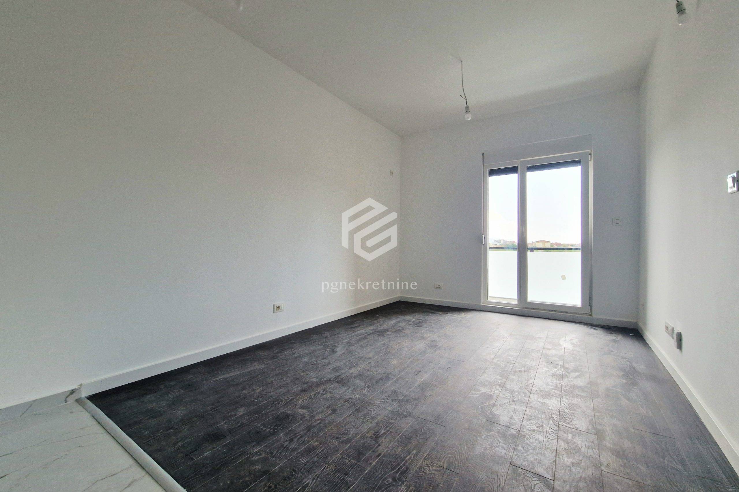 Dvosoban stan 47m2 + parking, Zabjelo – Podgorica