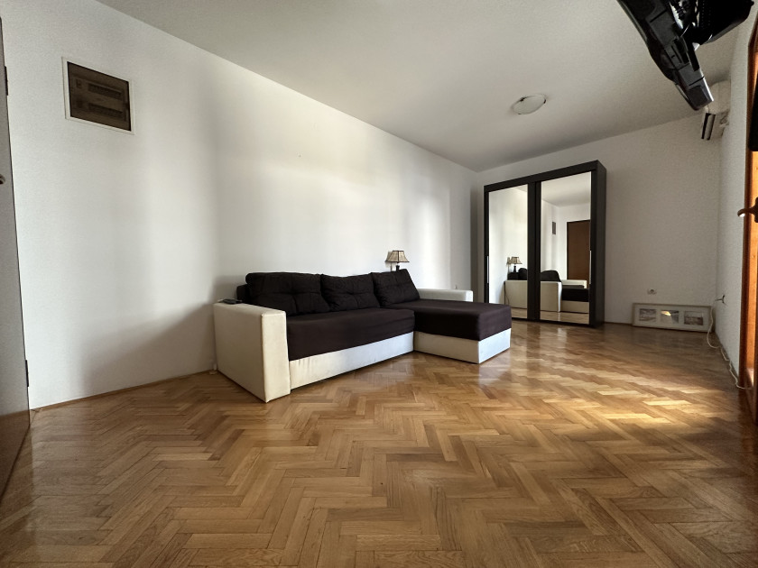 Prodajem Stan-Apartman, Rozino