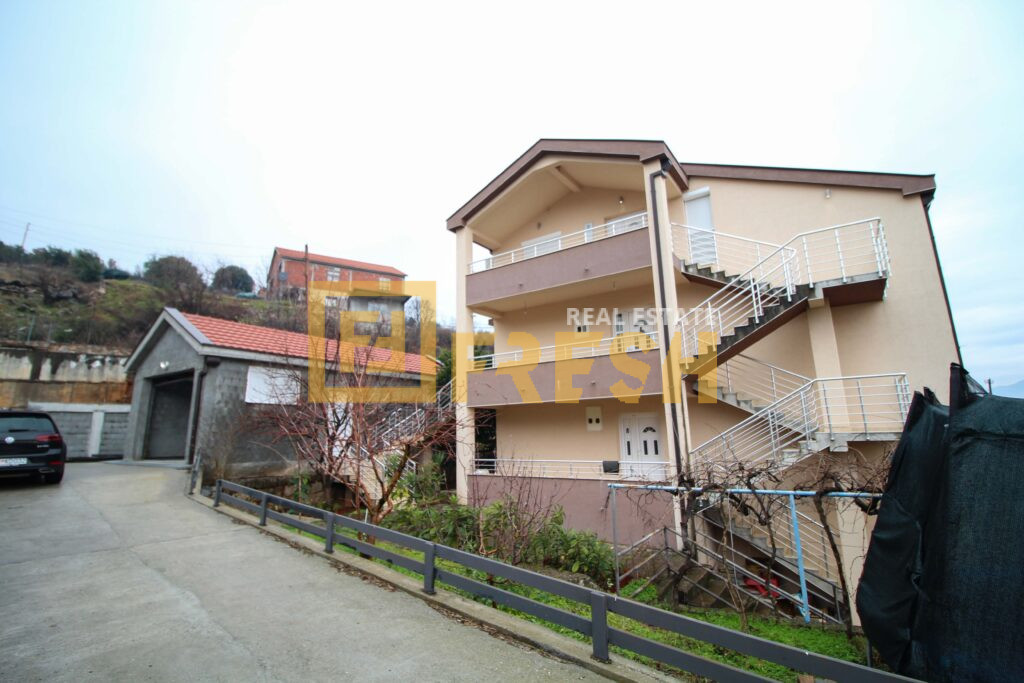 Trosoban stan, 130m2, Vranići, Izdavanje