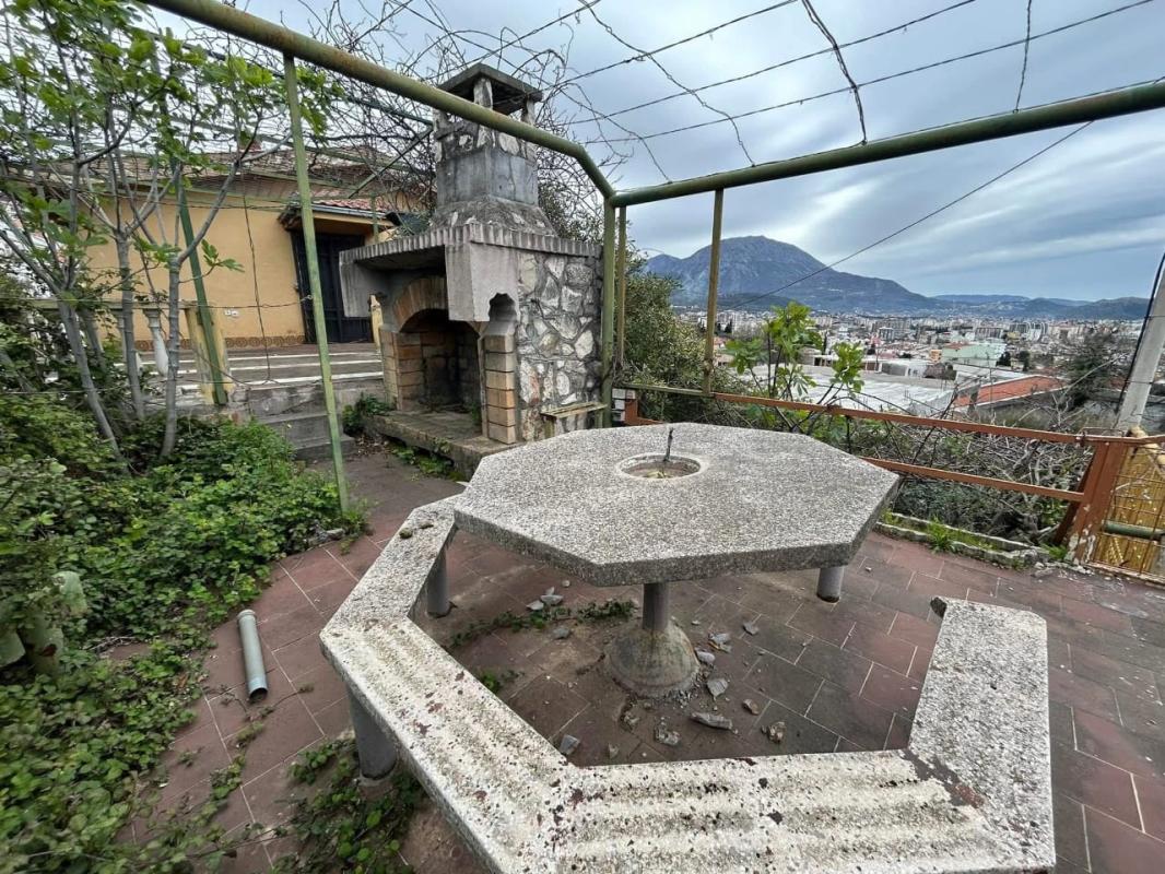 Commercial property in Susanj, 320 m²