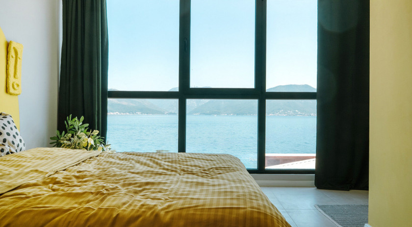 New villa just 10 meters from the beach, Krašići