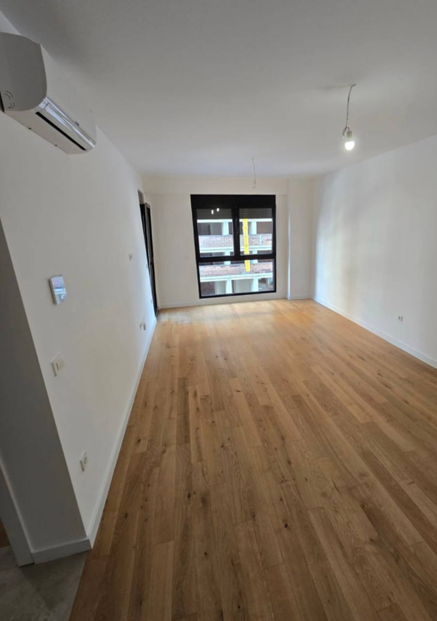 Prodajem Stan-Apartman, Bar