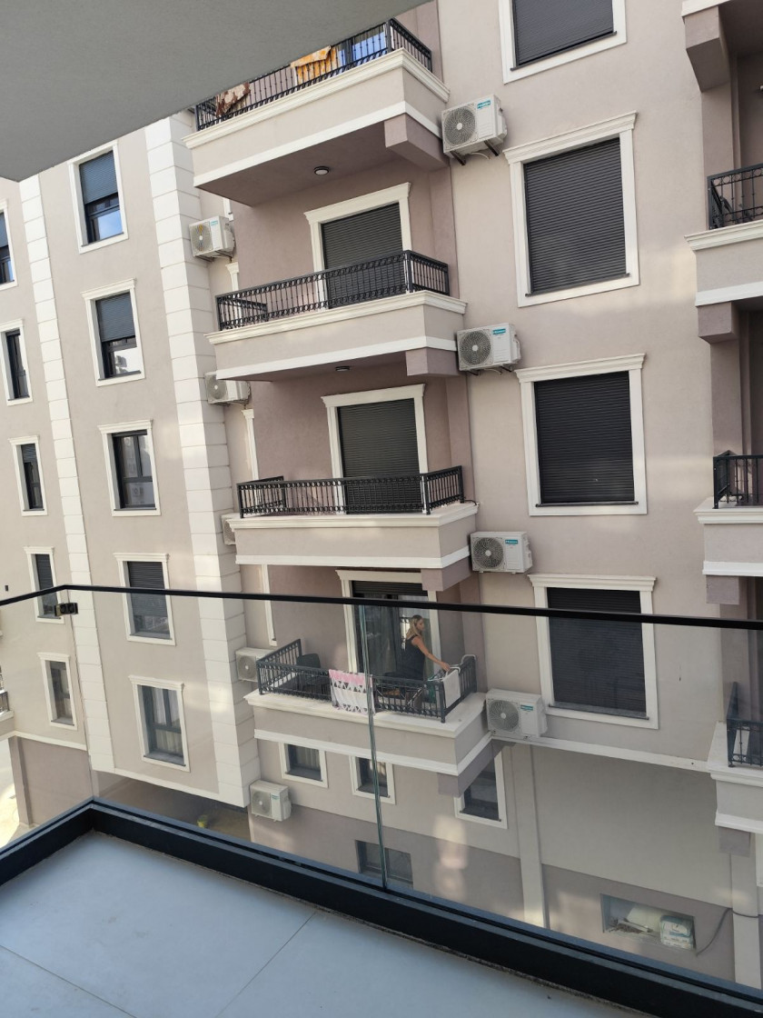 Prodajem Stan-Apartman, Šušanj