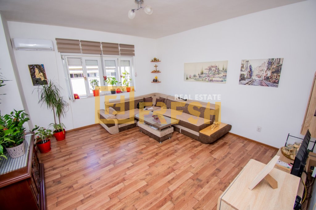 Two-room apartment, 94m2, Center, For rent