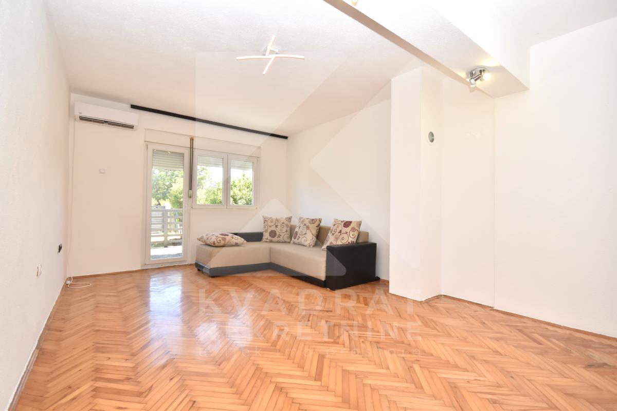 Izdavanje, Dvosoban stan, Podgorica, Gornja Gorica, 70m2