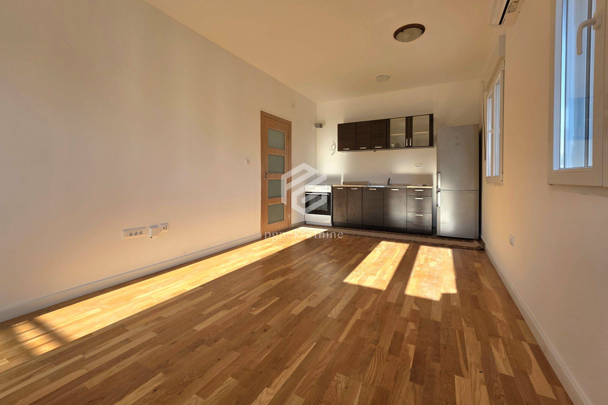 Jednosoban stan 42m2 + parking, Zabjelo – Podgorica
