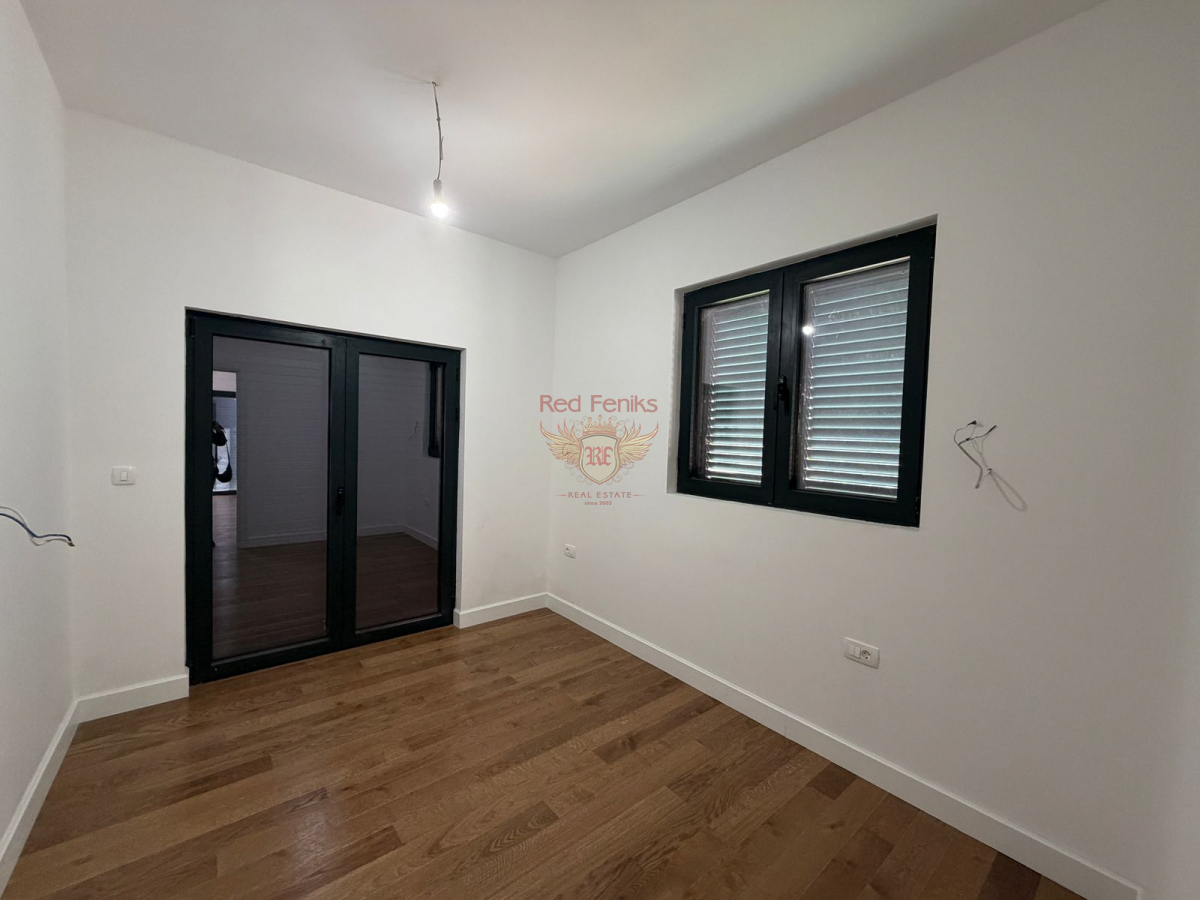 Apartment for Sale, Tivat — €210,000