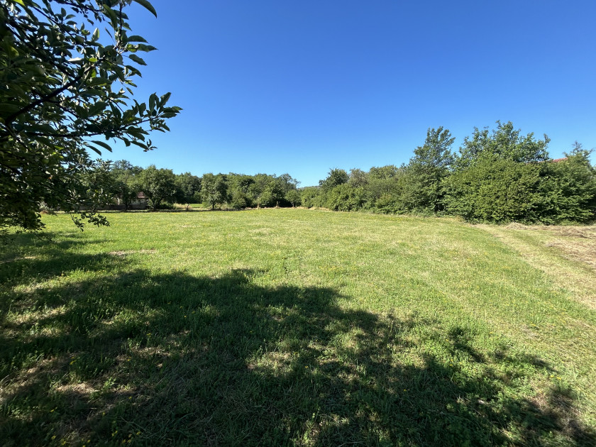 Prodajem Građevinsko Zemljište, Danilovgrad