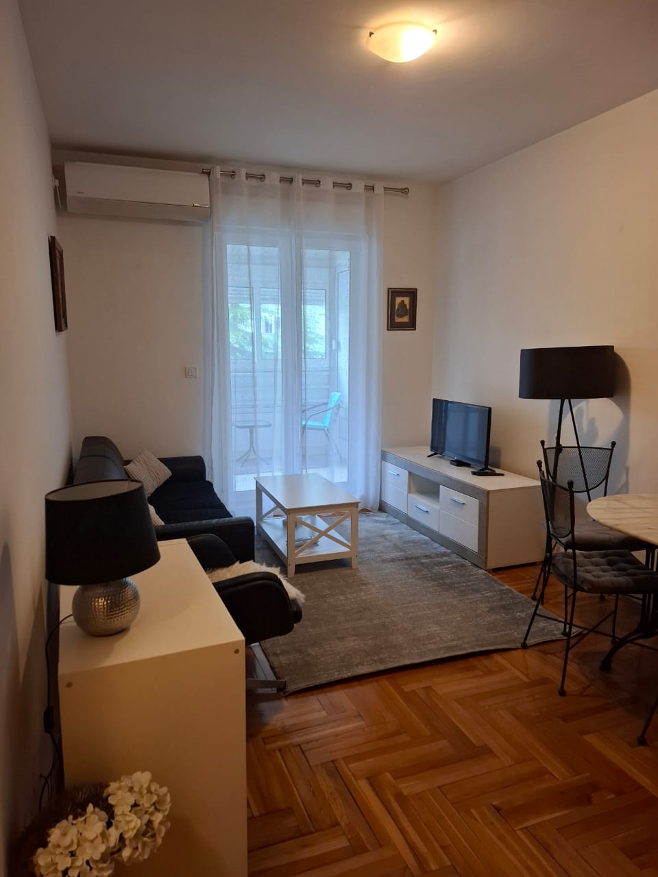 One-Bedroom Apartment For Rent