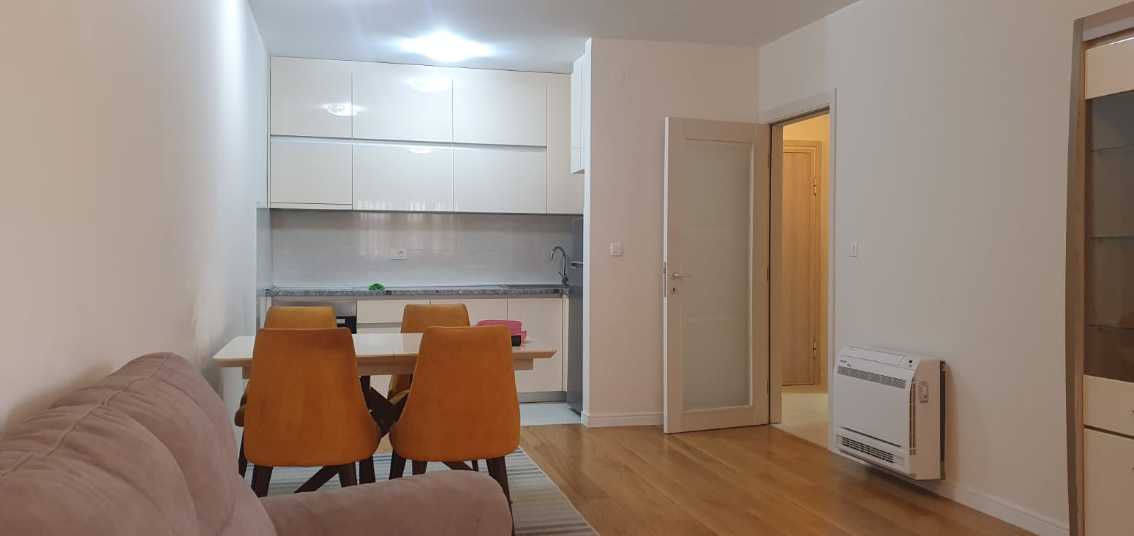 Two-Bedroom Apartment for Rent – Central Point, Podgorica