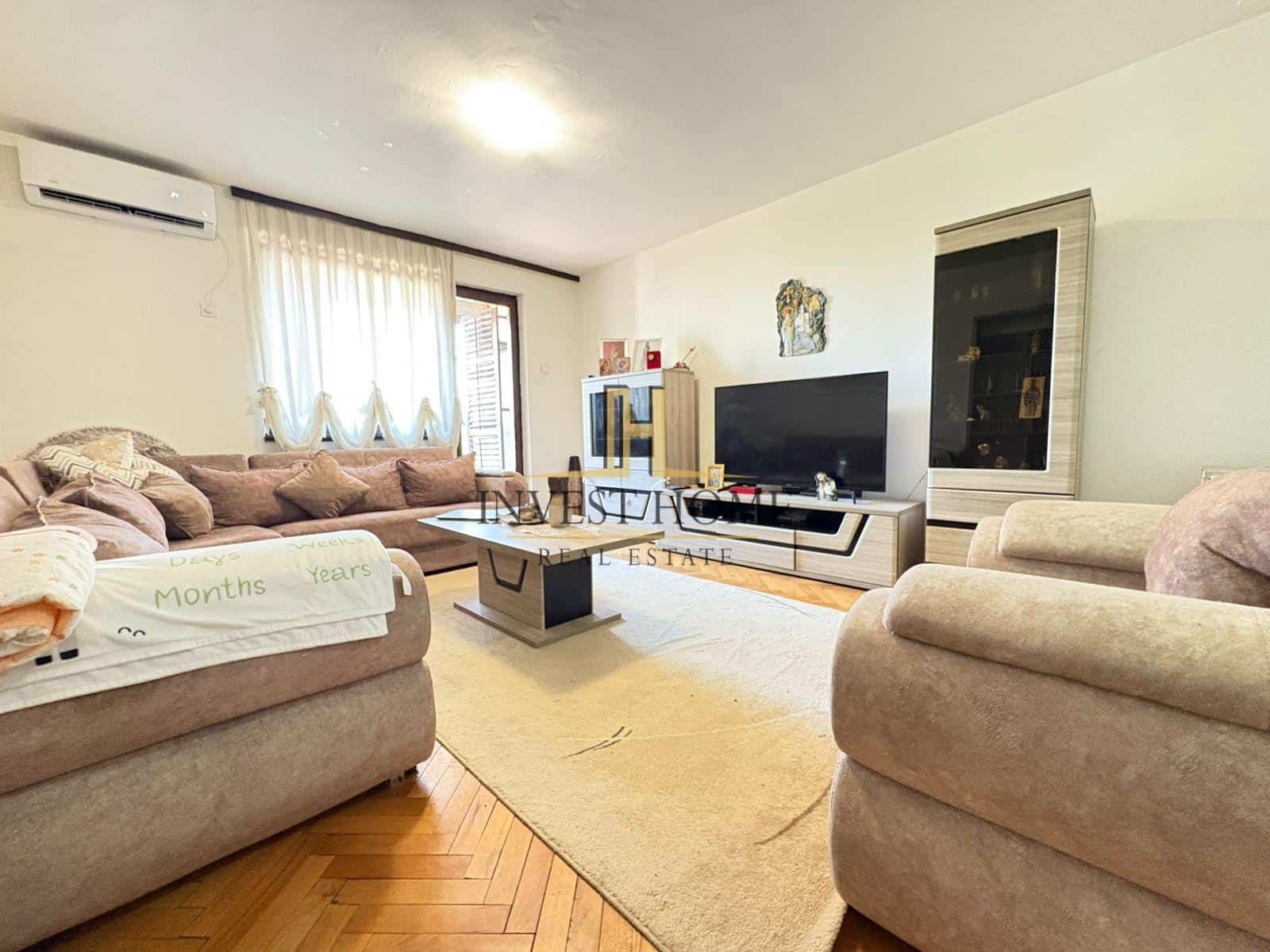 Dvosoban stan, Lepa Kata, 62m2