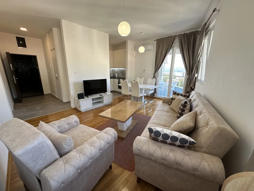Apartment in Becici, 58 m²