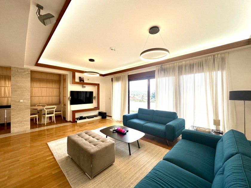 Iznajmljujem Stan-Apartman, Gorica C