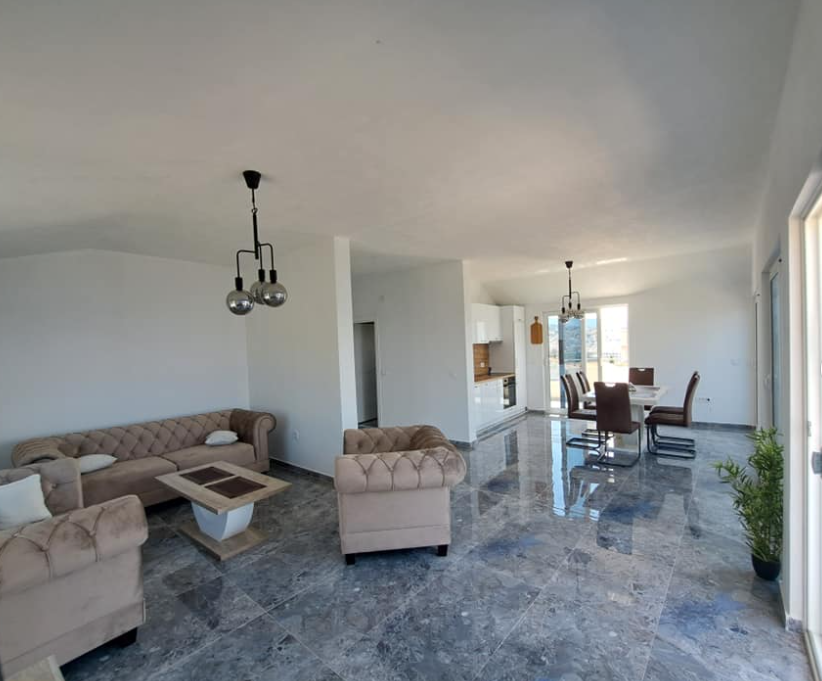 Apartment in Dobra Voda, 134 m²