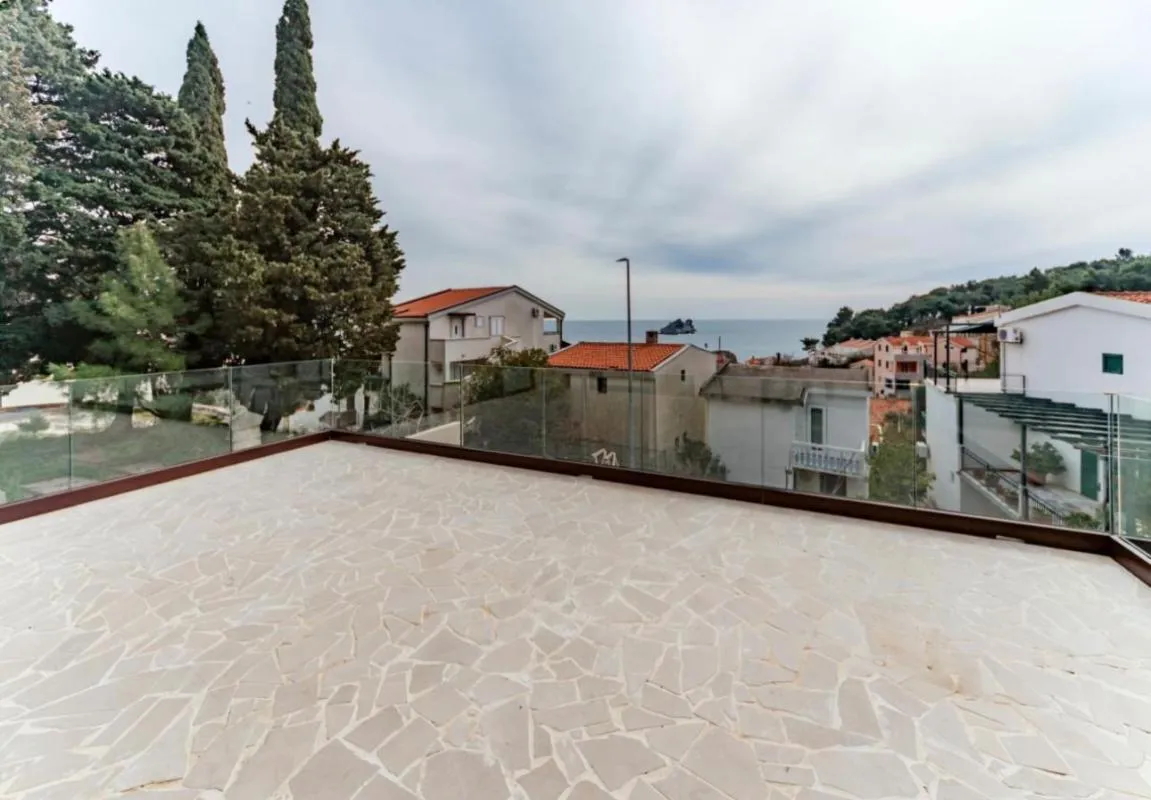 Apartment in Petrovac, 127 m²