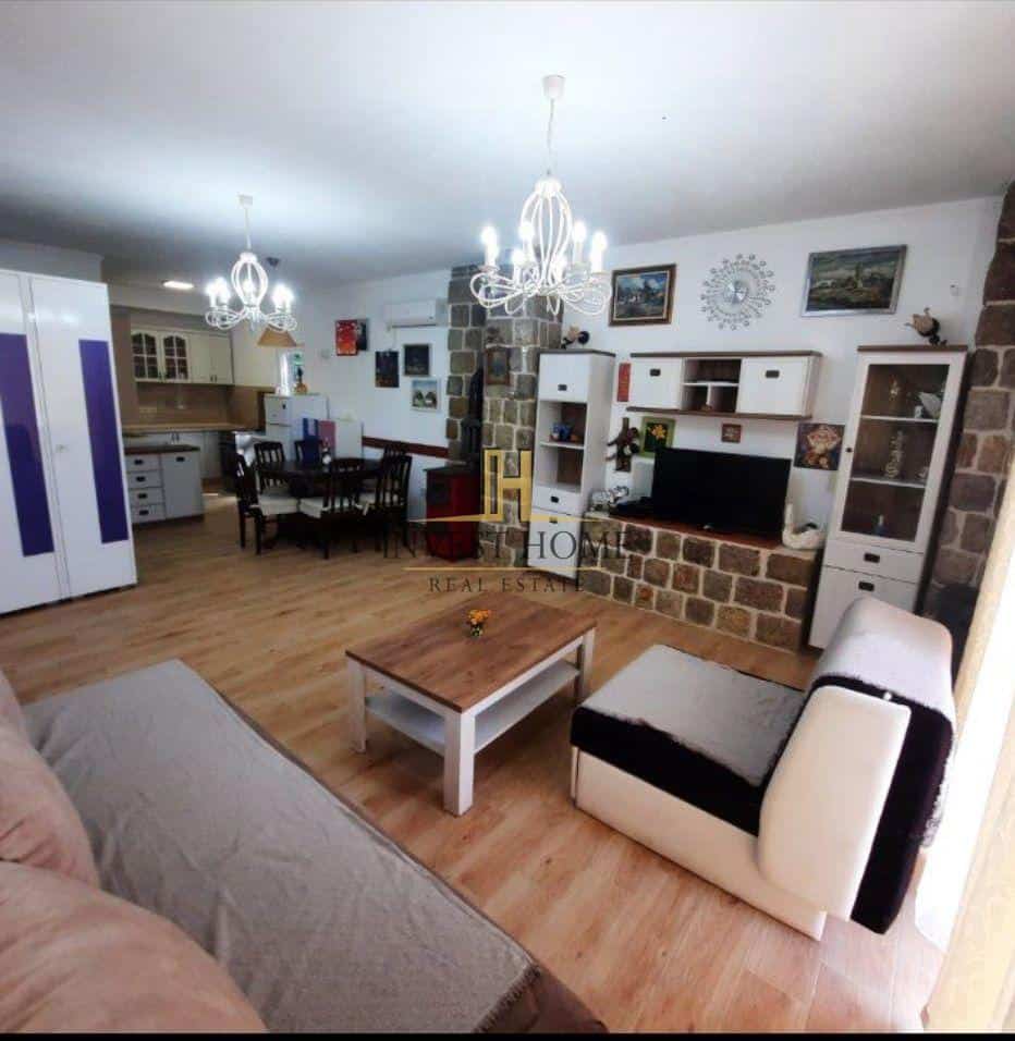 Jednosoban stan, Radanovići, 50m2