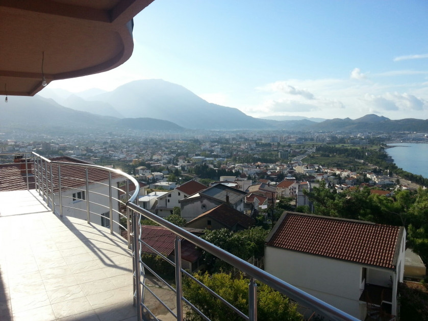 Apartment For Sale, Zeleni Pojas