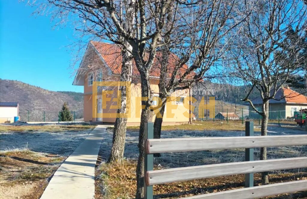 Дом на продажу, Pljevlja — €199,000