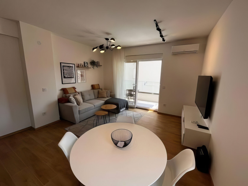 1-BR Furnished Apartment