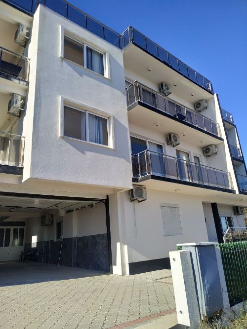 Prodajem Stan-Apartman, Ulcinj