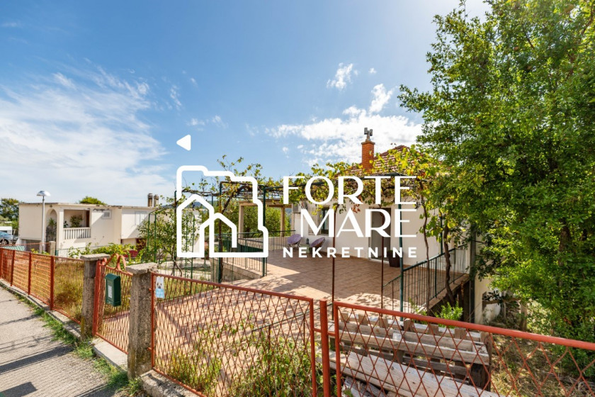 Prodajem Kuću, Mojdež, Herceg Novi