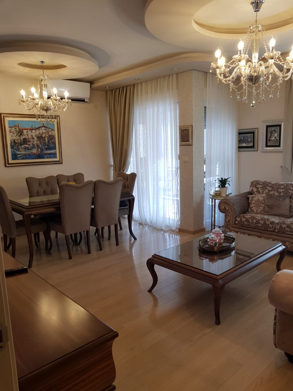 Three-Bedroom Apartment for Rent – City Kvart, PodgoricaPrice: €1300 (garage included)