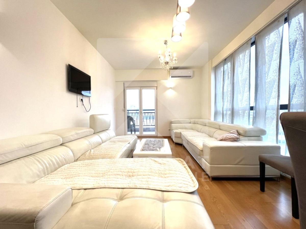 Izdavanje, Dvosoban stan, Podgorica, Stari Aerodrom, 80m2