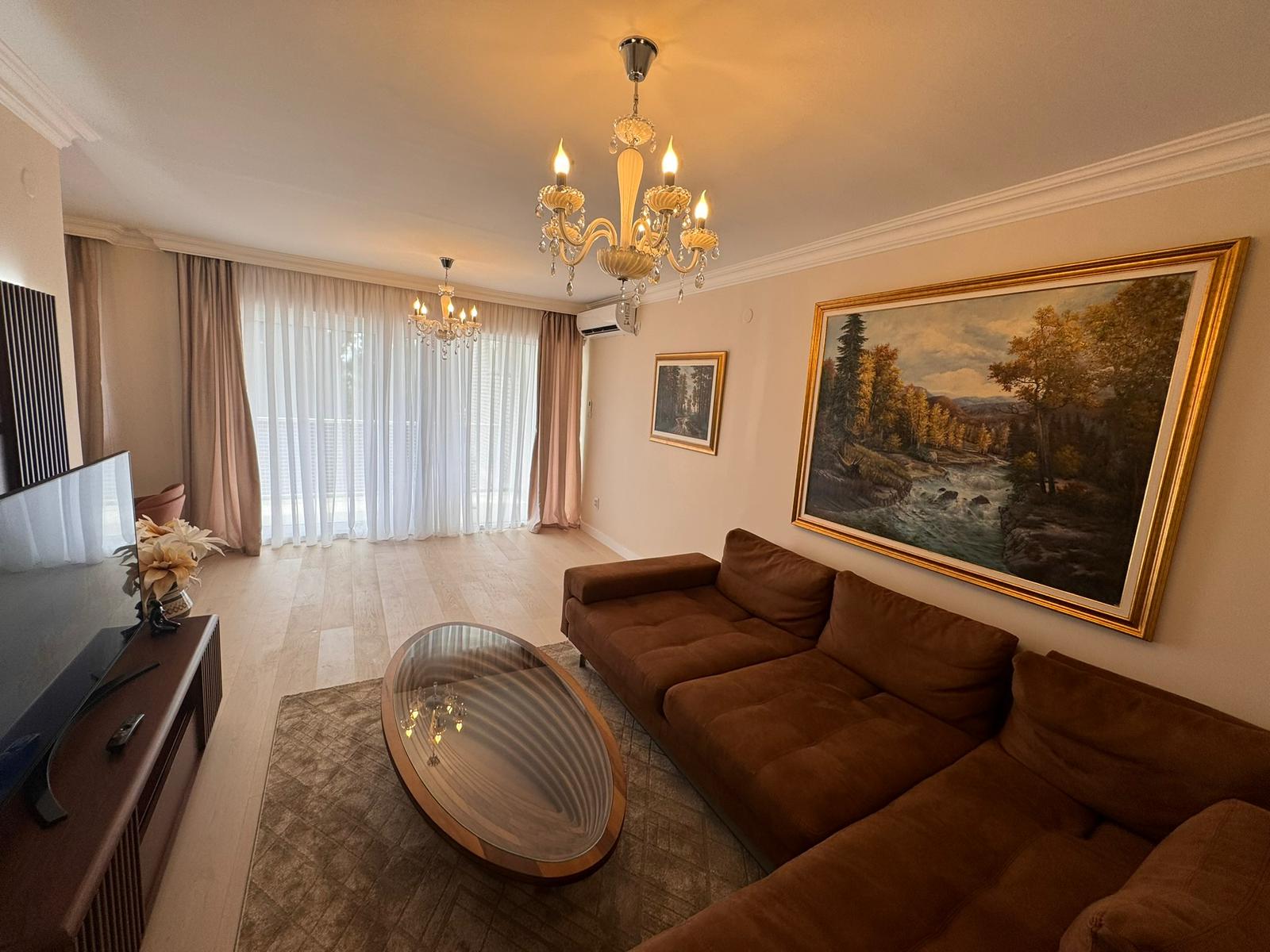 For Rent: Brand New, Modern Three-Bedroom Apartment Near Millennium Bridge