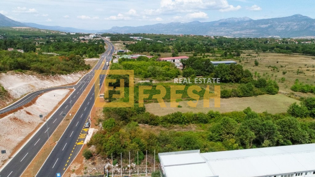 Urbanizovan plac, 4100m2, Mareza, Prodaja