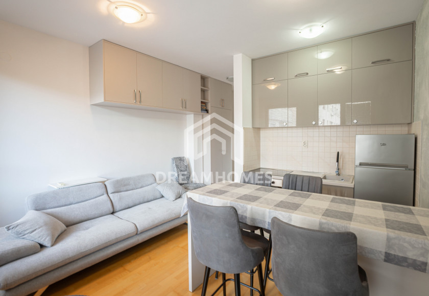 IZDAVANJE – GARSONJERA | PREKO MORAČE – KOD RESTORANA GLORIA, PODGORICA | 27 m²