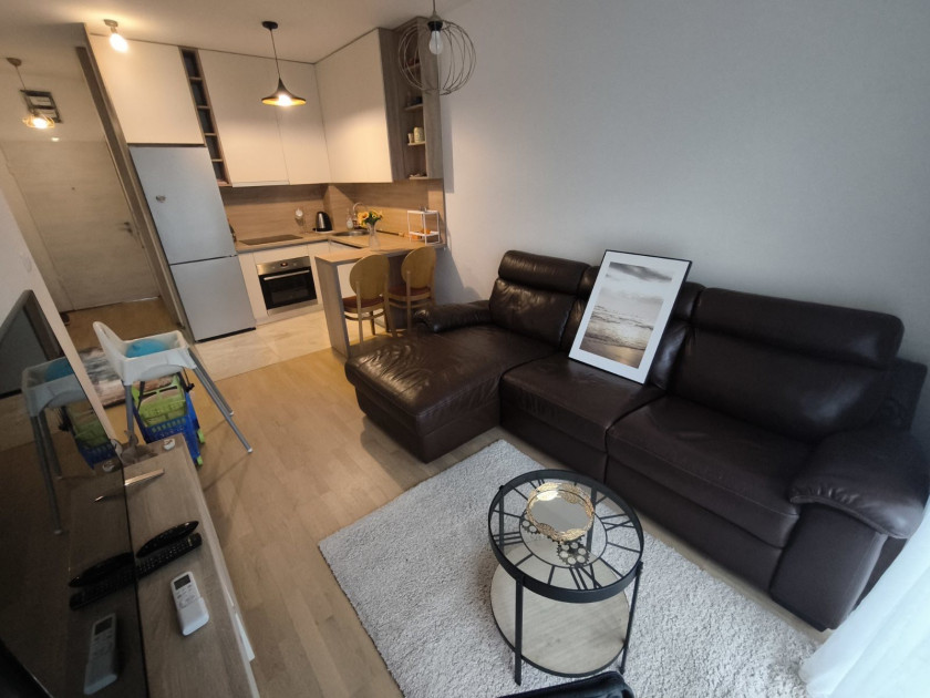 Iznajmljujem Stan-Apartman 37m2, Iza Central Pointa
