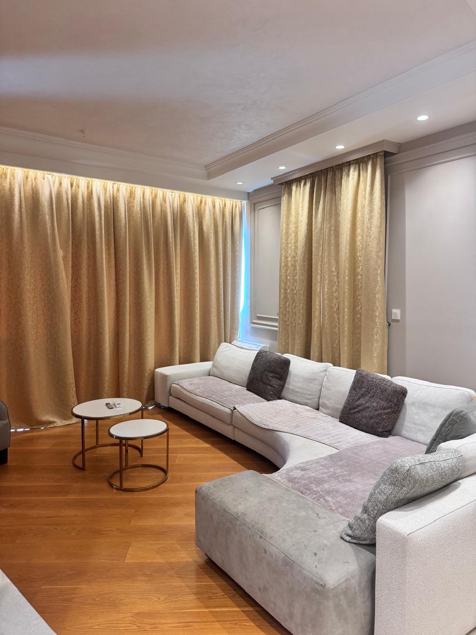 Iznajmljujem Stan-Apartman, Centar