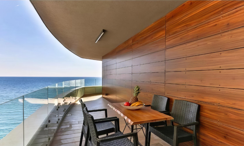 2-BR Furnished Apartment | Sea View | First Line | Rafailovici