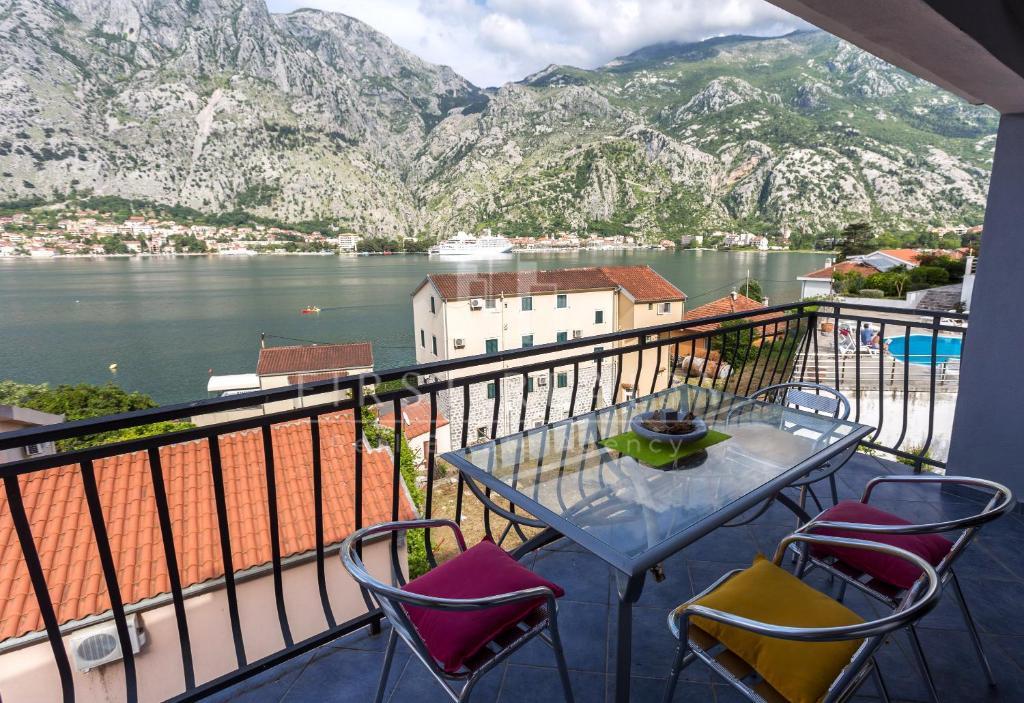 Duplex apartment with incredible views of Kotor