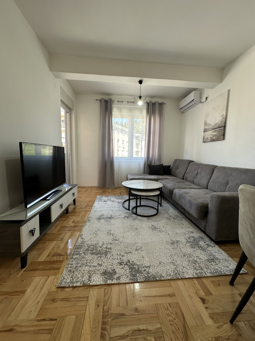Iznajmljujem Stan-Apartman  40m2, Ljubović