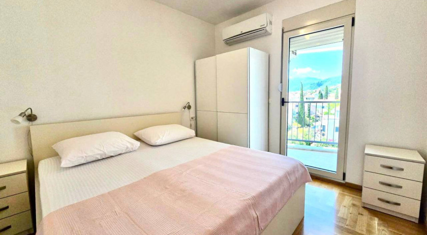 Two bedroom apartment in Kalimani, Tivat
