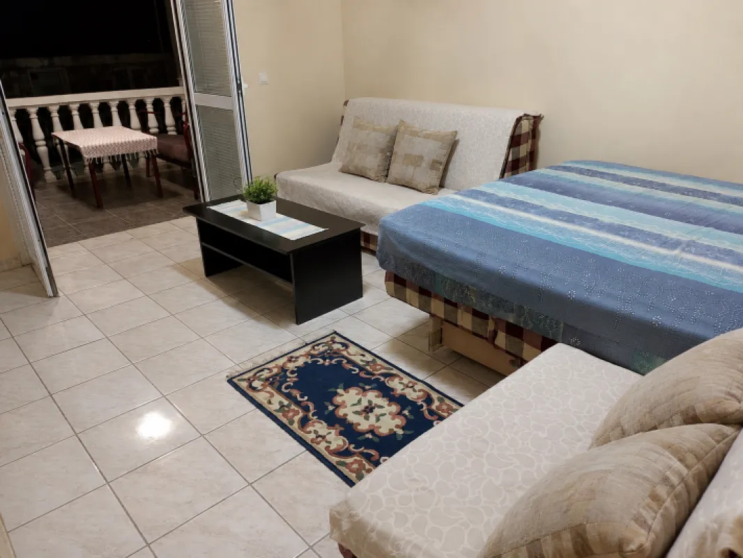 Apartment in Sveti Stefan, 48 m²