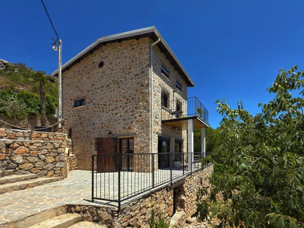 House in Dobra Voda, 100 m²