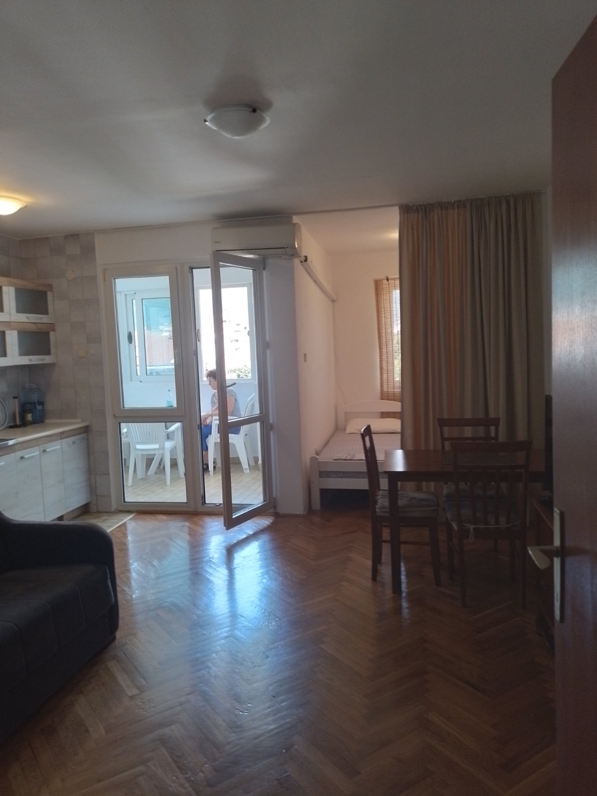 Prodajem Stan-Apartman, Bar