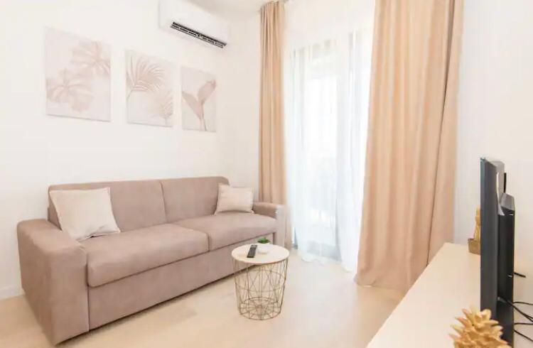 Apartment for Rent, Tivat — €800