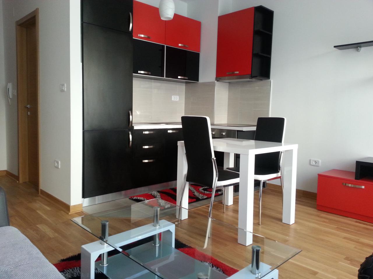 Izdavanje, Garsonjera 29m², City kvart – Podgorica