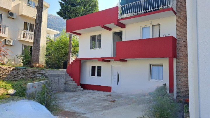 Prodajem Stan-Apartman, Sutomore