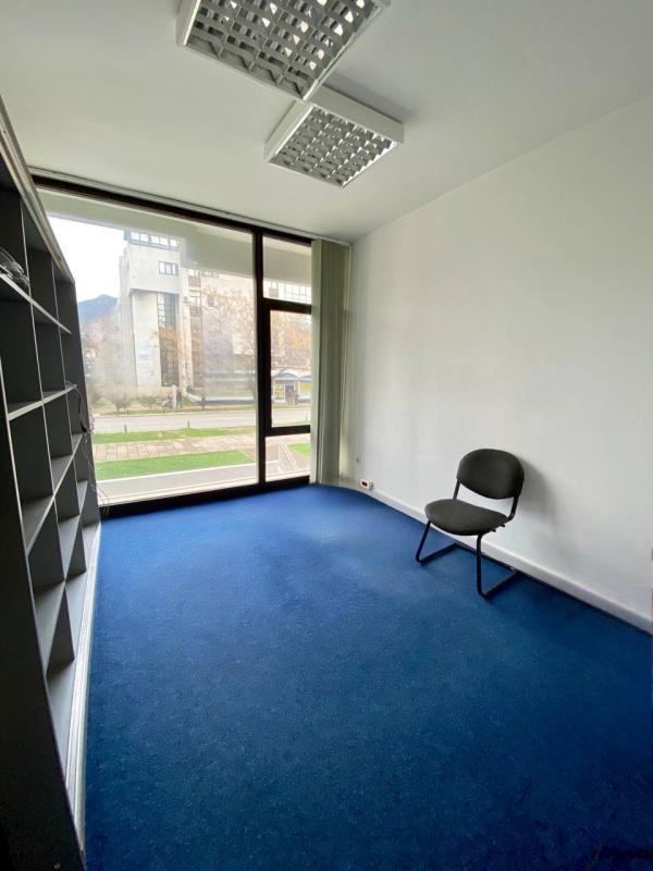 Commercial property in Bar, 171 m²