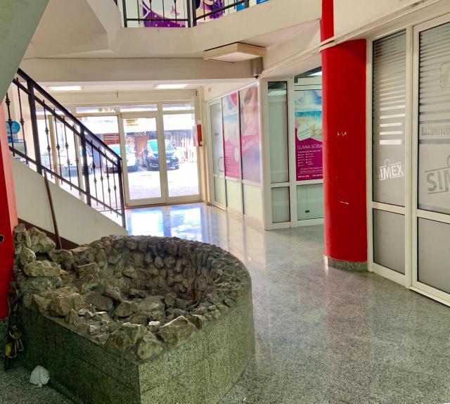 Commercial Property for Sale, Bijelo Polje — €90,000