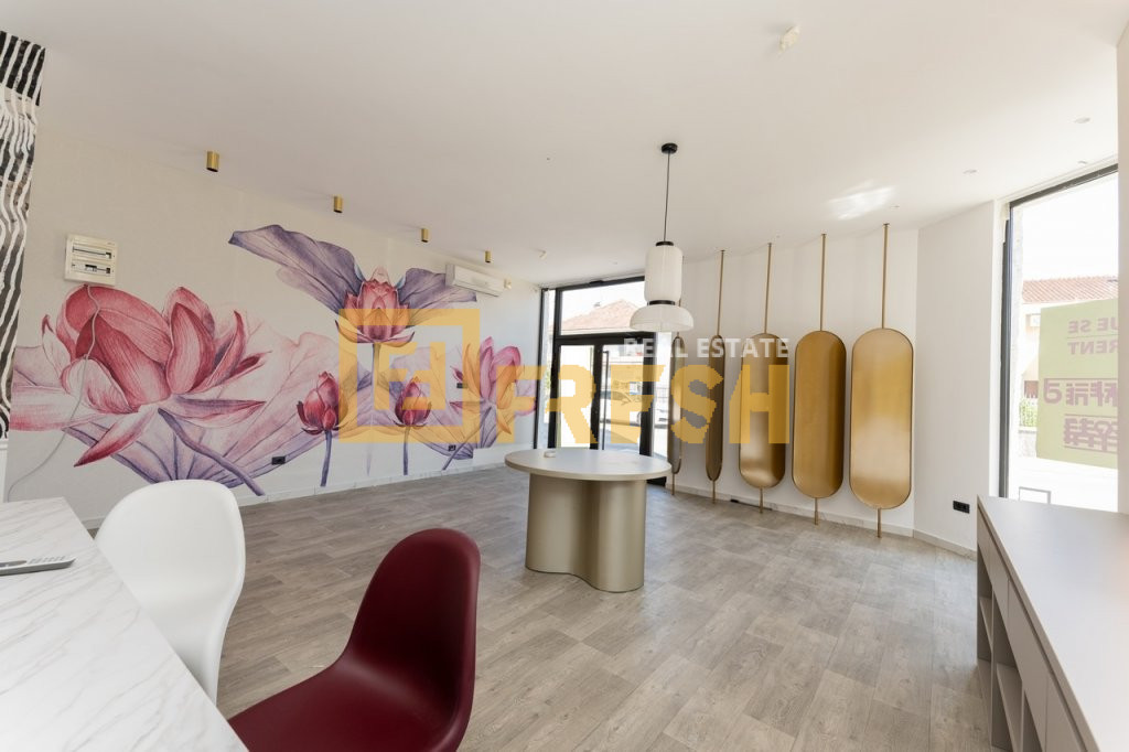 Poslovni prostor, 114m2, Dalmatinska, Izdavanje