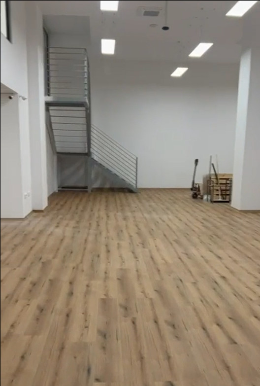 Iznajmljujem Poslovni Prostor, Bečići