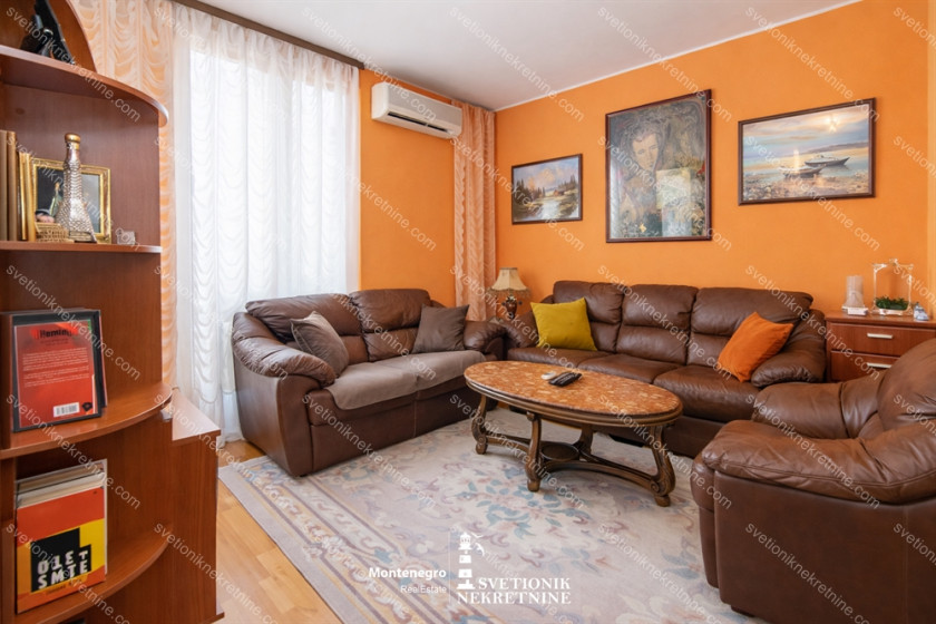 Apartment For Sale, Topla