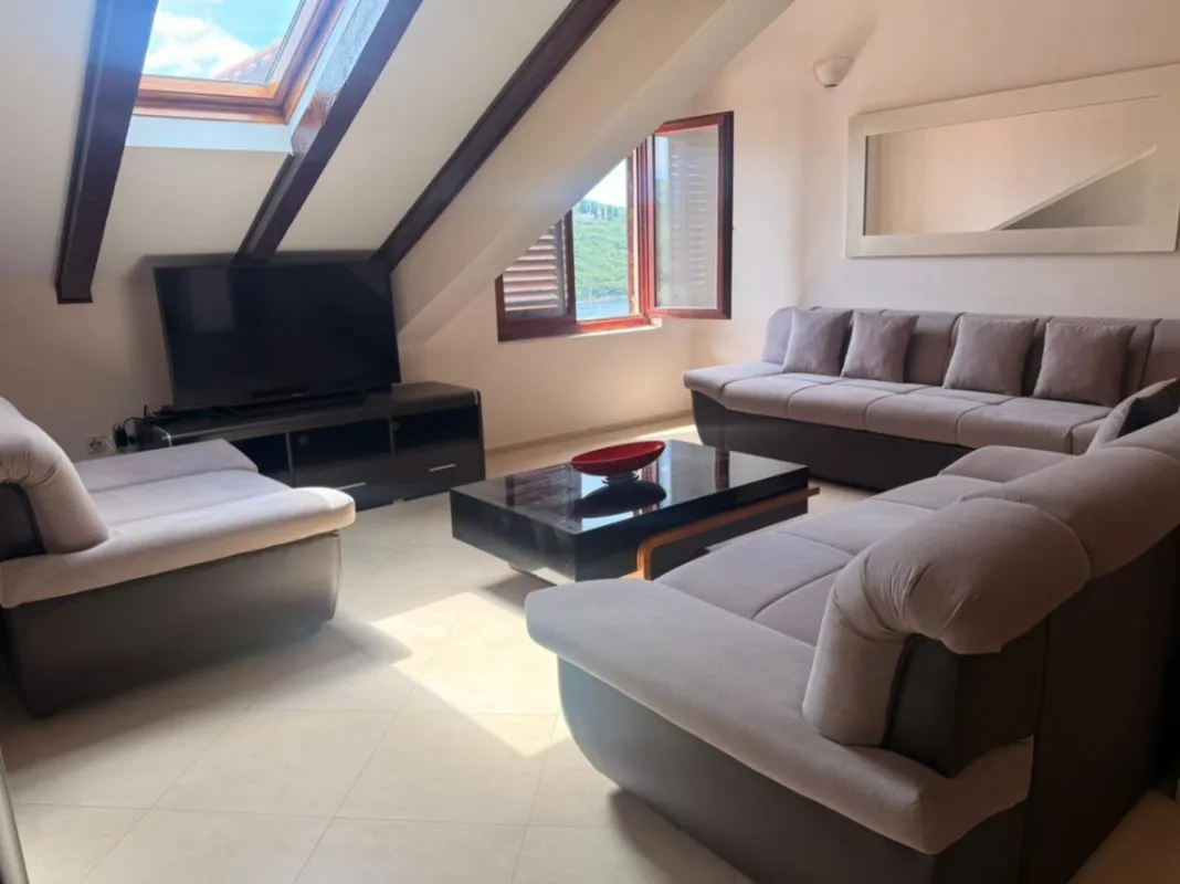 Квартира в Bigovo, 92 m²